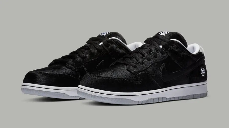Nike SB Dunk Low - Medicom Toy