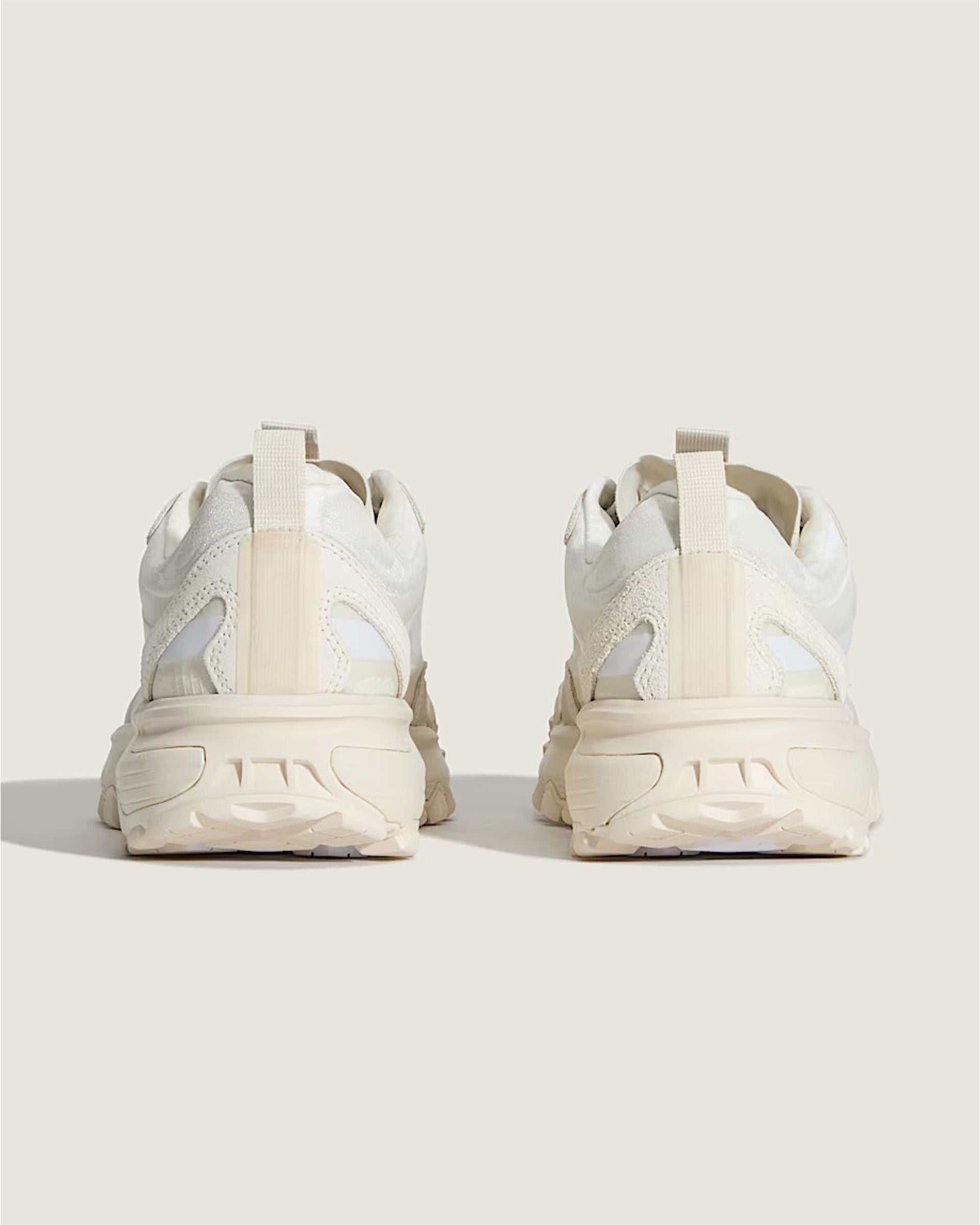 Crosspath XC GORE-TEX Shoe - White – Garage Skateshop