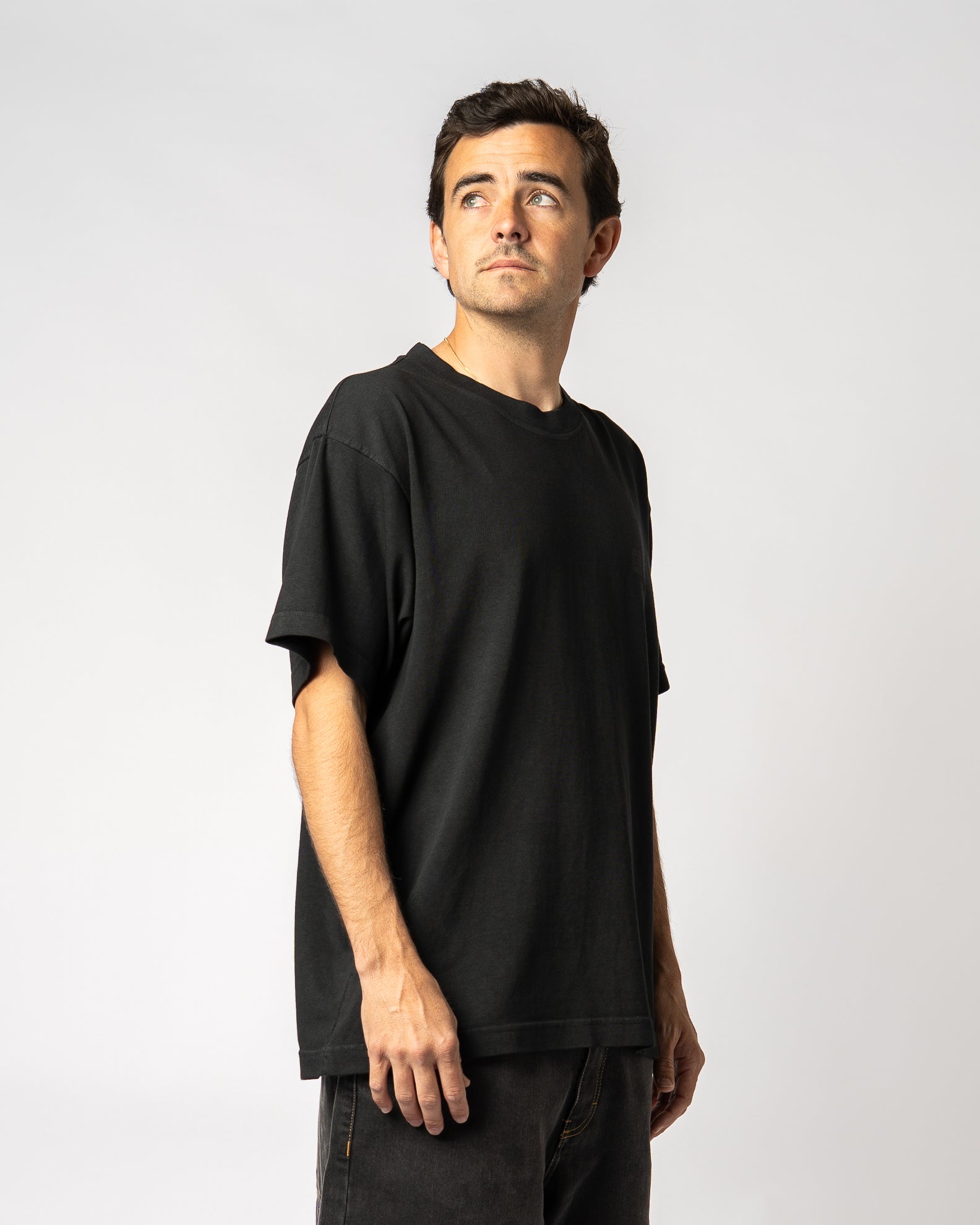 Garage Volt S/S Tee - Pigment Black